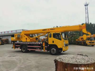 恒琪吊车:12吨的汽车吊一个台班多少钱?