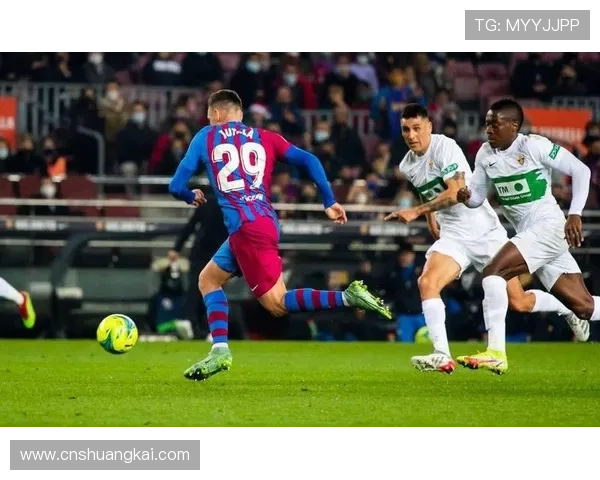 巴萨争冠主动权变化引发西甲格局波动,本赛季走势面临考验